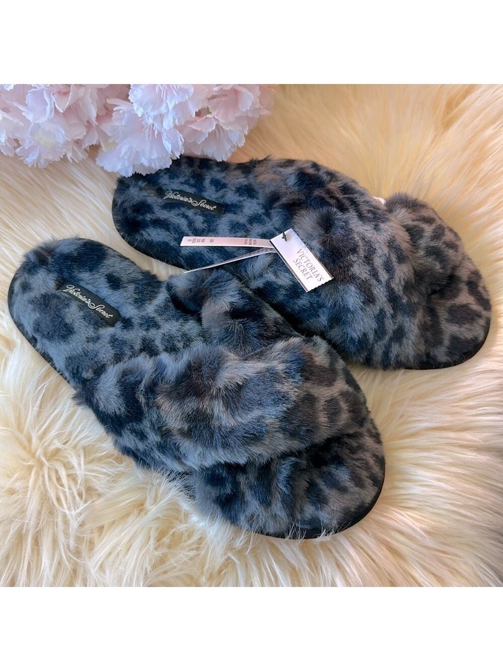 Victoria’s Secret Criss Cross Grey Animal Print Slipper